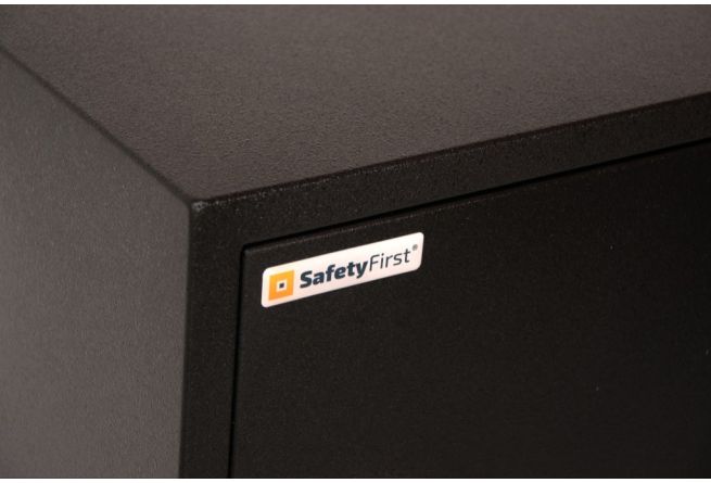 SafetyFirst Black Box 5E